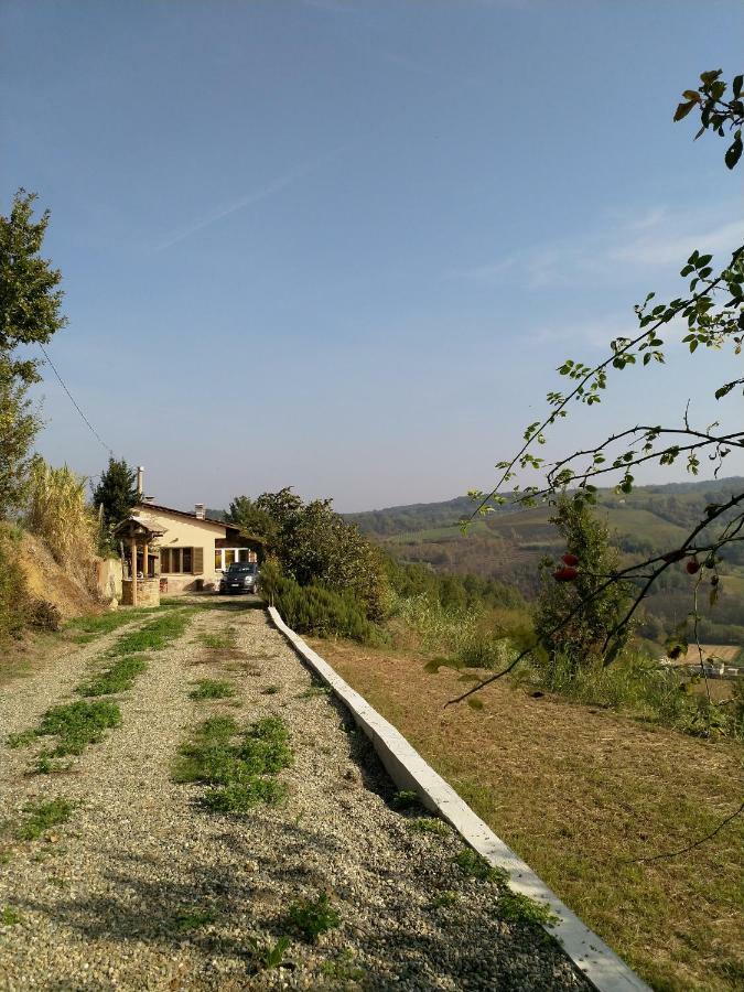 Large Secluded Villa, Fabulous Countryside Views, Beautiful Piedmonte Landscape Castelnuovo Belbo Eksteriør bilde