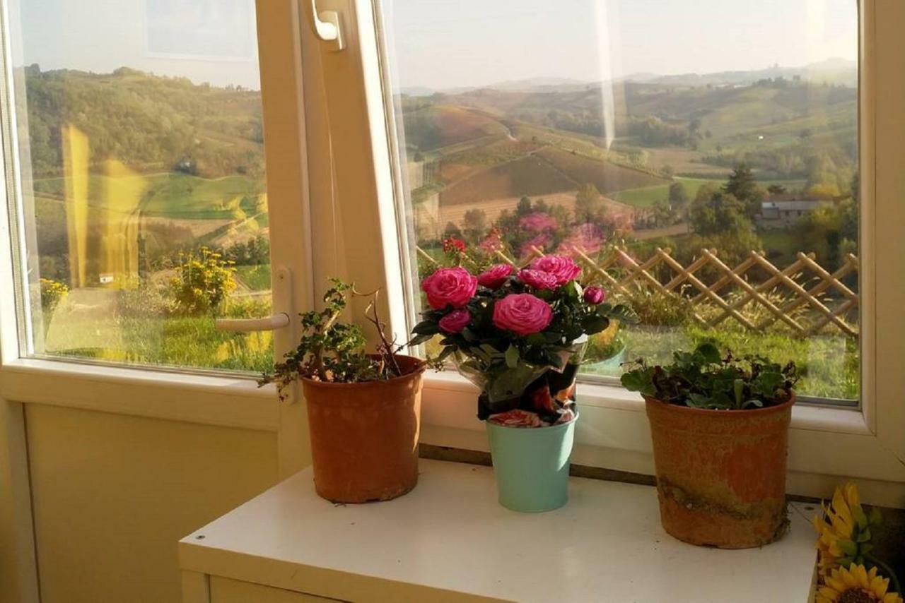 Large Secluded Villa, Fabulous Countryside Views, Beautiful Piedmonte Landscape Castelnuovo Belbo Eksteriør bilde