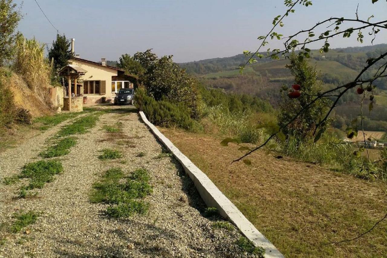 Large Secluded Villa, Fabulous Countryside Views, Beautiful Piedmonte Landscape Castelnuovo Belbo Eksteriør bilde